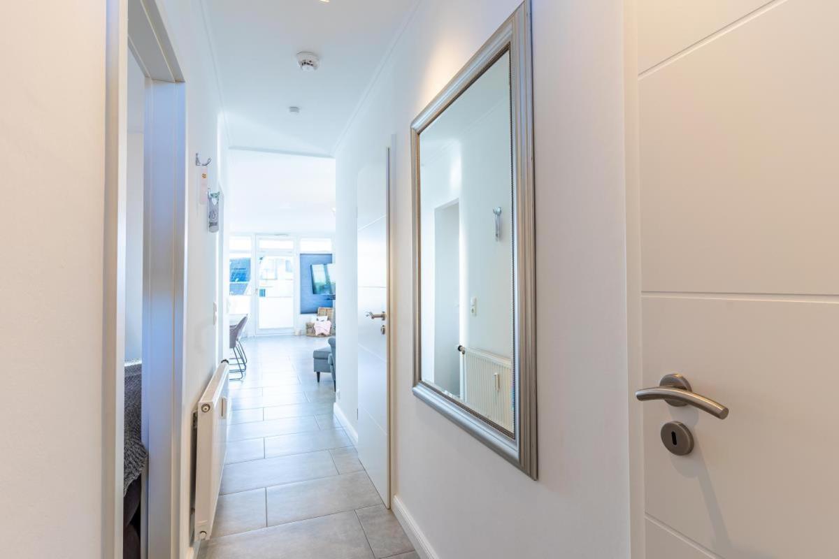 Scharbeutz 2- Zimmer- Luxus Apartment Mit Eigener Sauna Eksteriør bilde